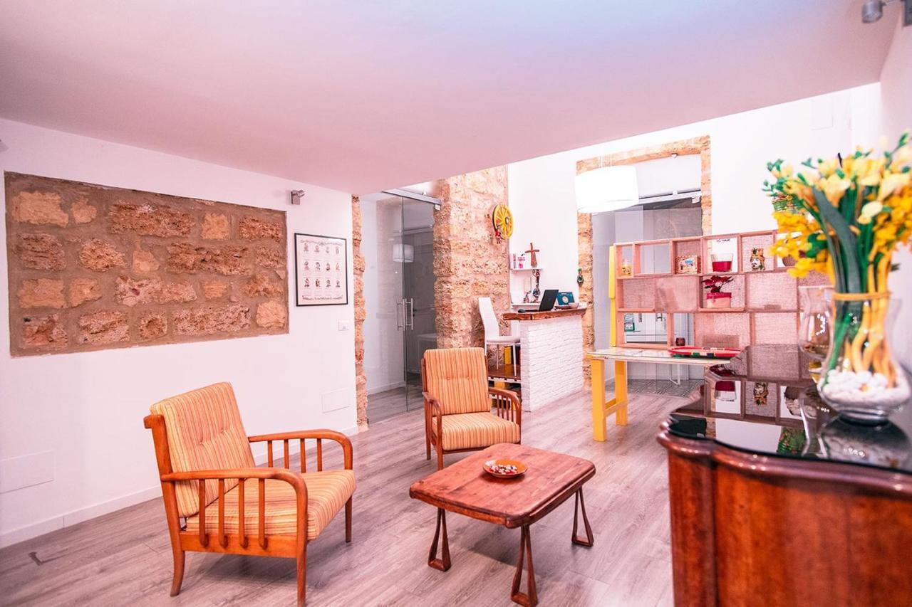 B&B L'Orlando Furioso Palermo Luaran gambar