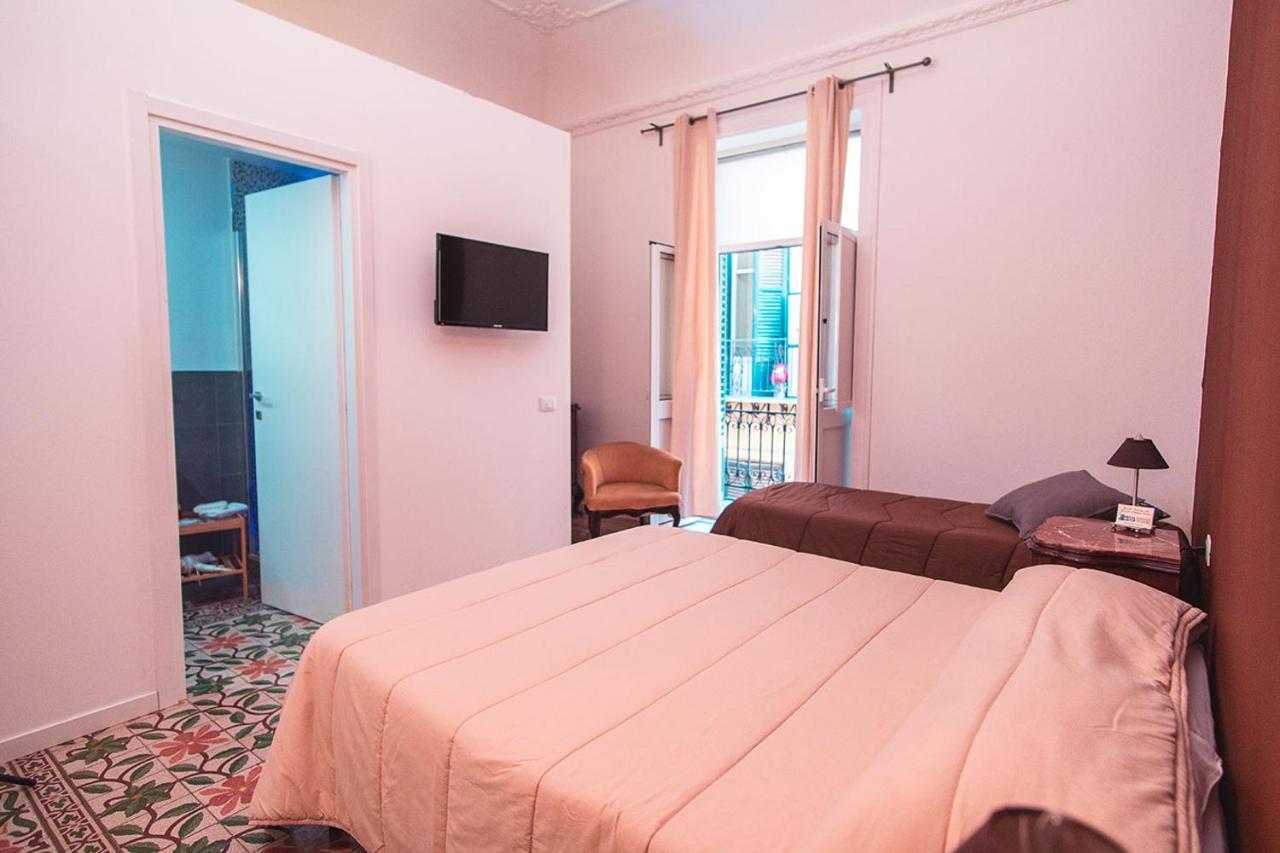 B&B L'Orlando Furioso Palermo Luaran gambar