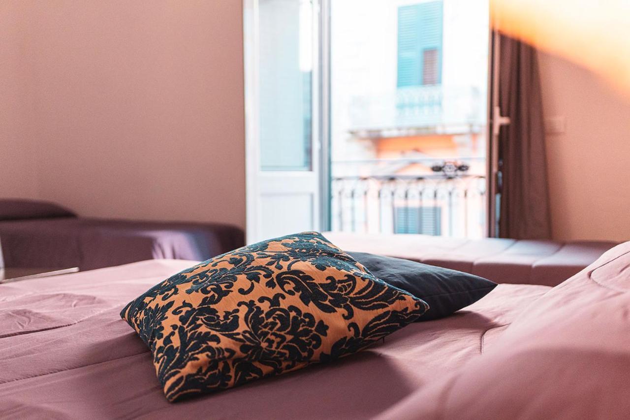B&B L'Orlando Furioso Palermo Luaran gambar